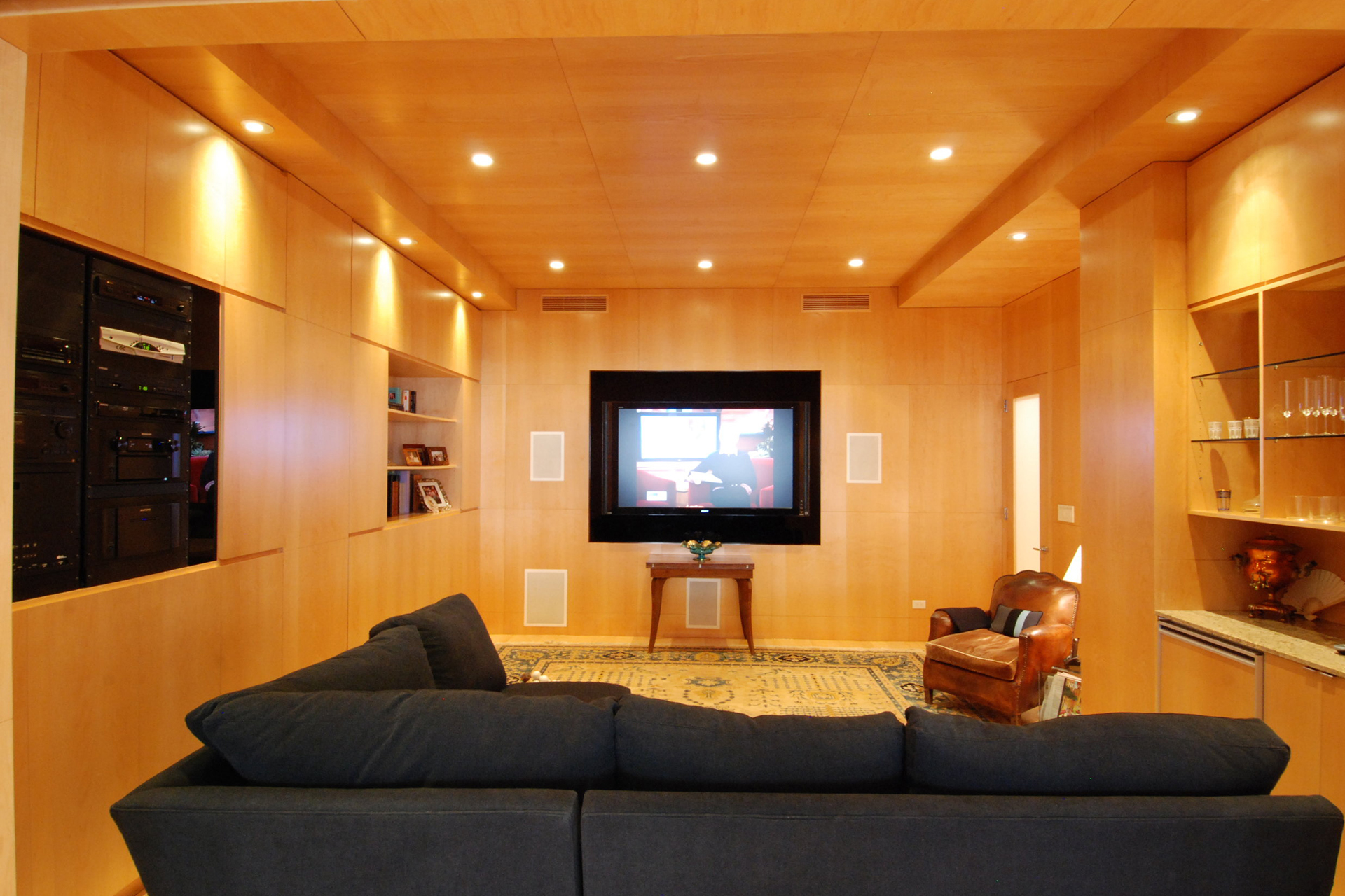 SOHO Loft - TV Room Renovation